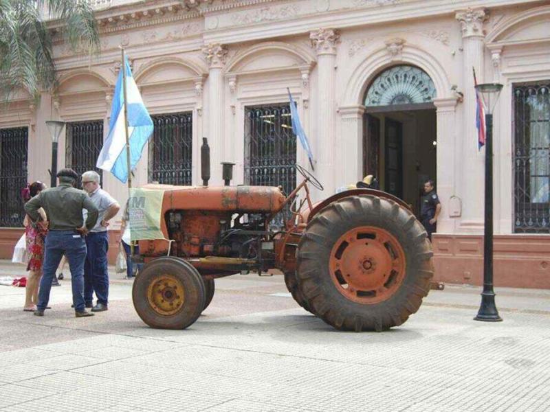 Un mate por un tractor: cómo la crisis yerbatera golpeó al mercado de maquinaria&nbsp;agrícola